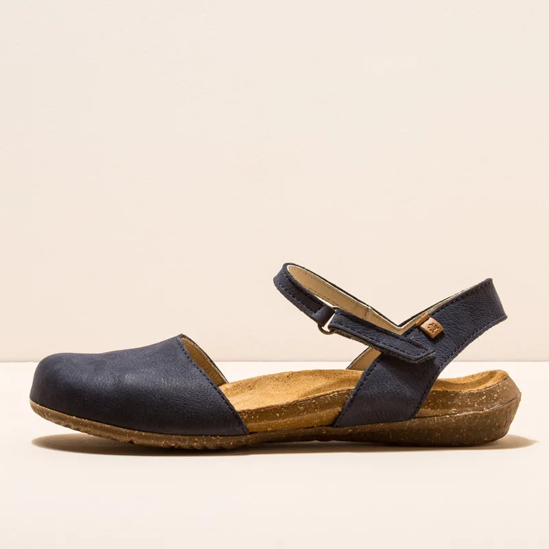 El Naturalista Wakataua N412